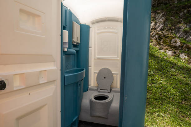 Portable Toilet Options We Offer in College, AK